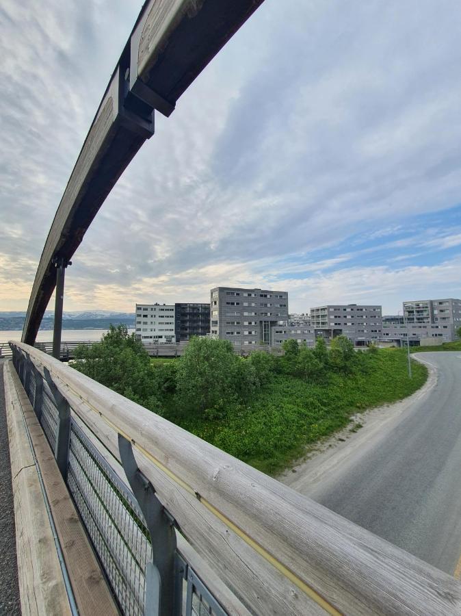 Northern Dreams Apartment With Free Parking Tromso Luaran gambar